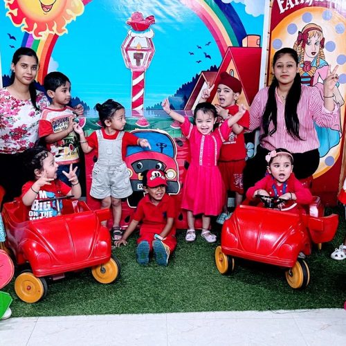 Kids Land red color day